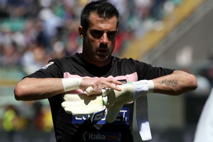 每体：曼城加速球员清洗进程，麦卡蒂与格10等4人为离队候选（每体：曼城加速阵容清理，麦卡蒂与格10等4人列入离队候选名单）