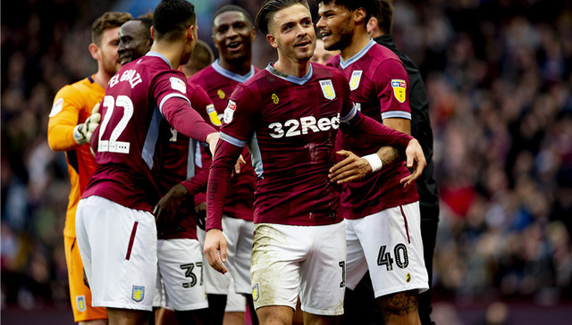 篮球CBA球队更换外援，期待改善进攻（CBA球队调整外援 力求提升进攻）