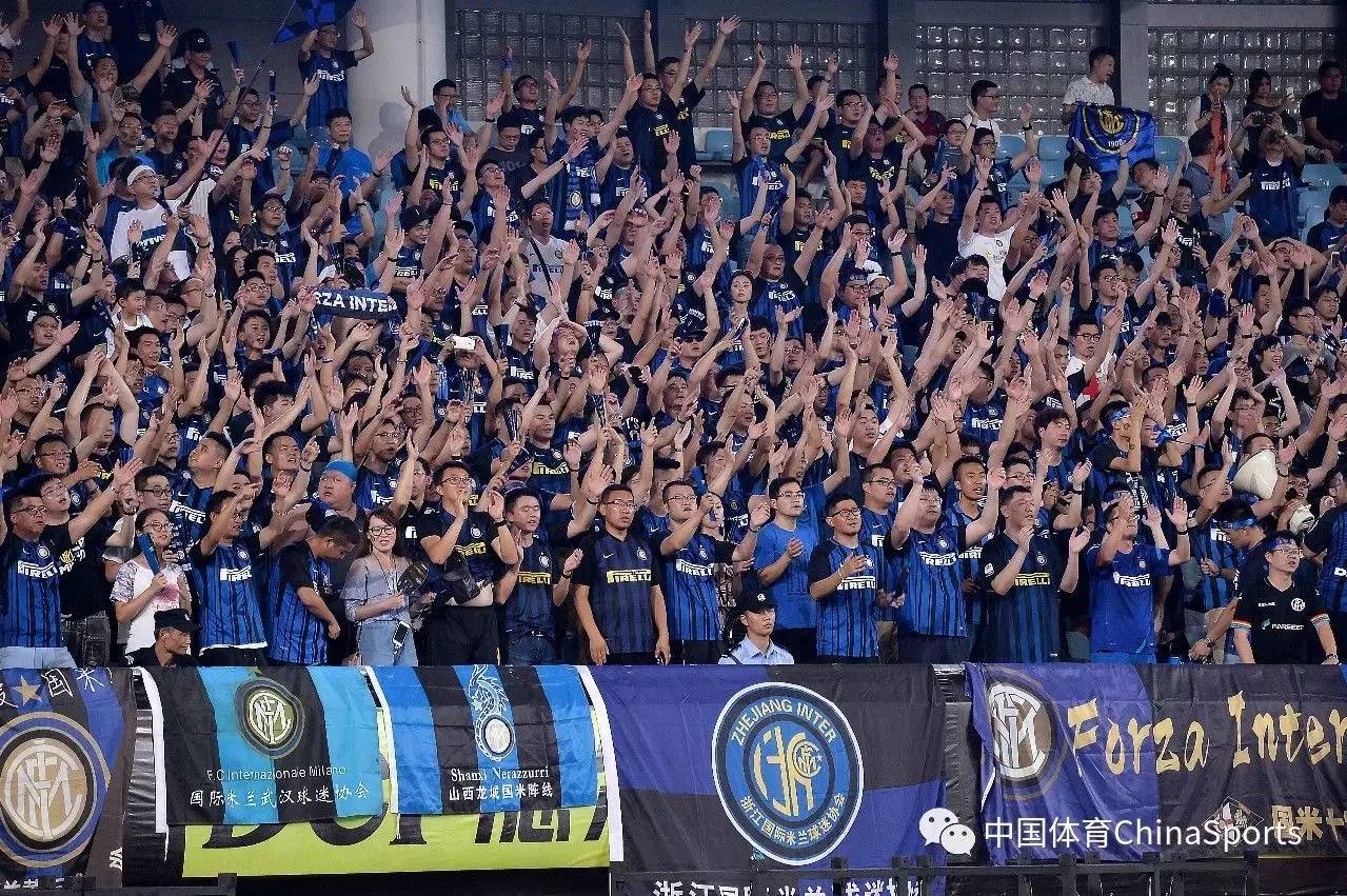 巴萨拒绝放人！吉罗纳想复制埃里克成功案例遭拒，卡萨斯留队发展（巴萨不放人！吉罗纳复制埃里克模式受挫，卡萨斯留队继续成长）