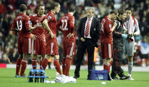 穆里尼奥：记者编造说我不喜欢拉法-席尔瓦，我都不认识他（穆里尼奥否认不喜欢拉法-席尔瓦：媒体瞎编，我根本不认识他）